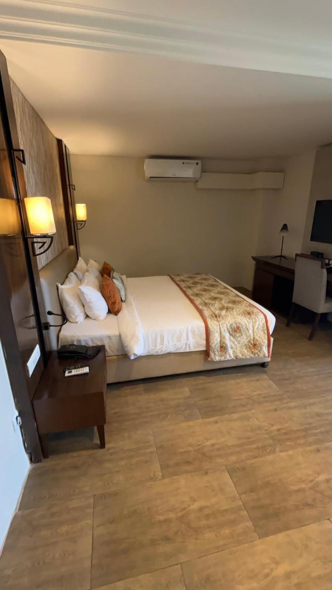 Regenta Resort & Spa Mashobra Shimla Eksteriør bilde